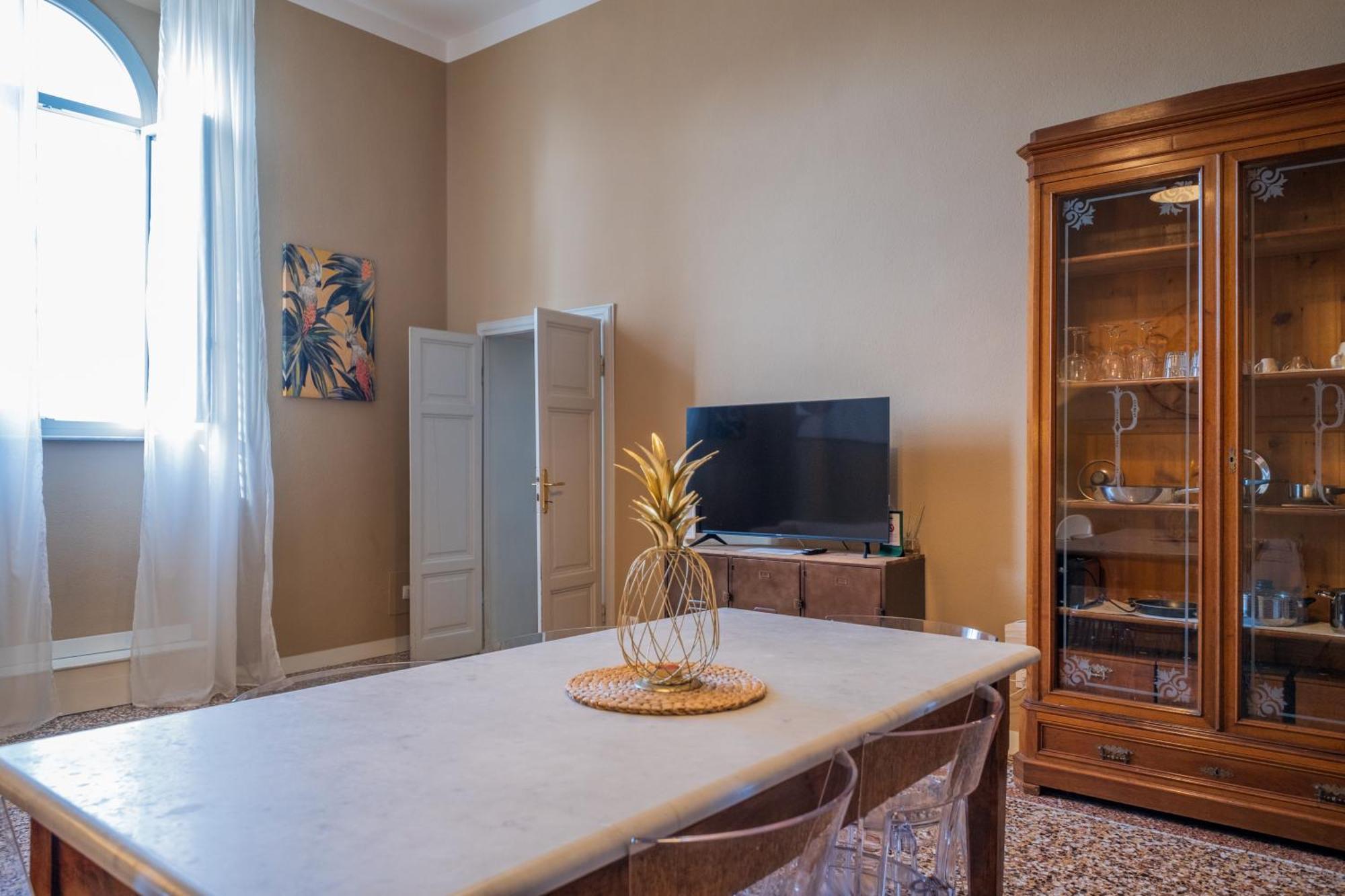 Lungarno Buozzi 7 Appartement