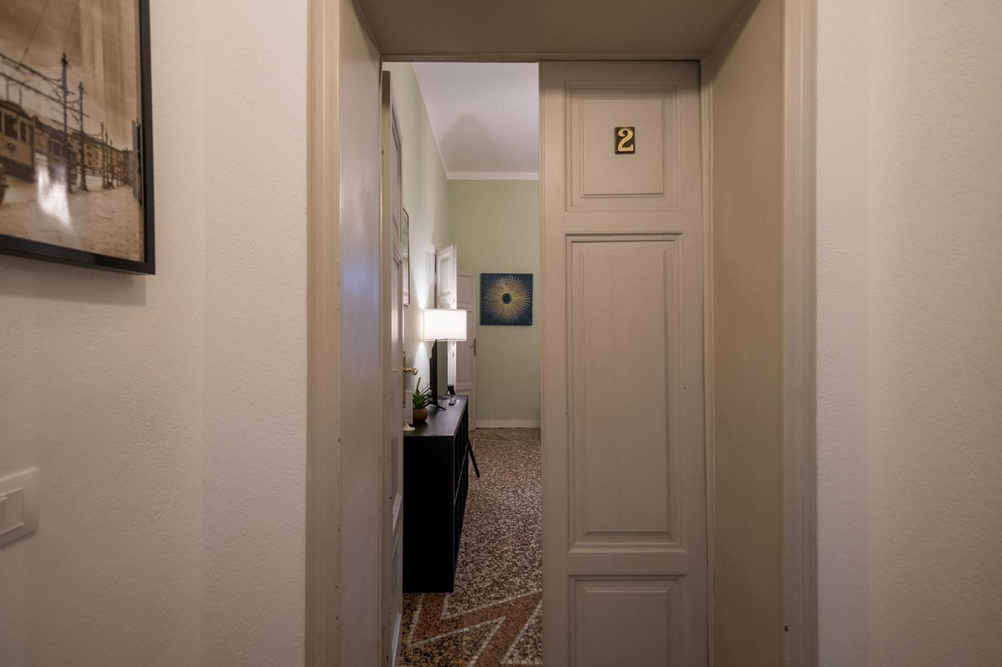 Lungarno Buozzi 7 Appartement *